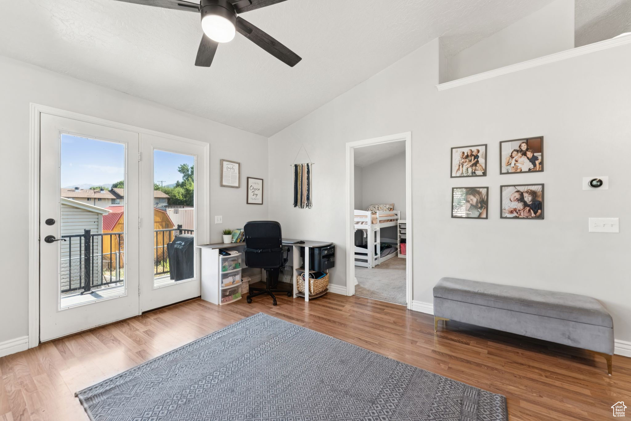 WHISPERING PINES - Residential