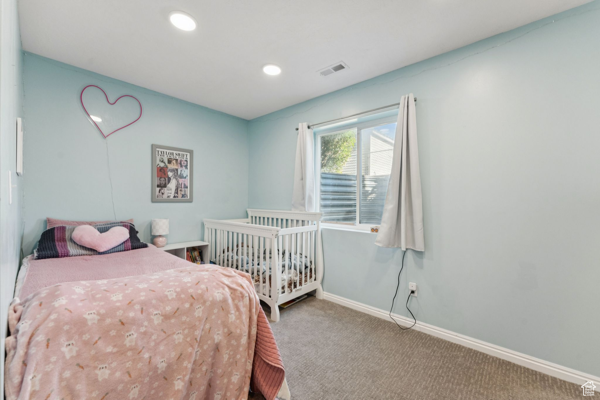 WHISPERING PINES - Residential
