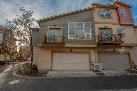 Tiny photo for 1090 N SHEPARD CREEK PKWY #6, Farmington, UT 84025 (MLS # 2123858)