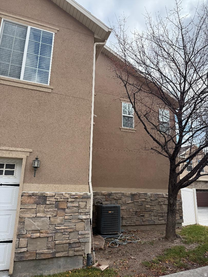 MONARCH MEADOWS - Residential