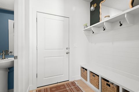 Tiny photo for 1048 N KENSINGTON HTS, Kaysville, UT 84037 (MLS # 2135147)