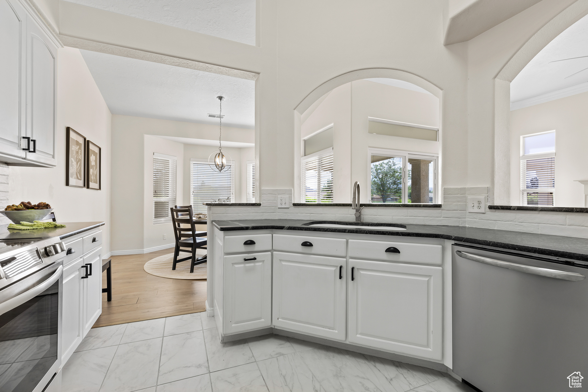 890 N Sky Mountain Ct, Hurricane, Utah image 10