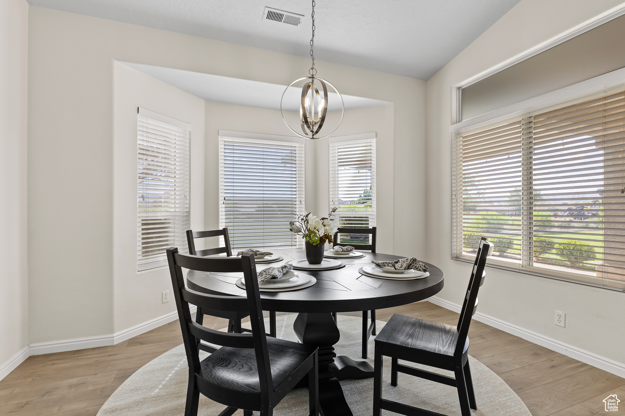 890 N Sky Mountain Ct, Hurricane, Utah image 9