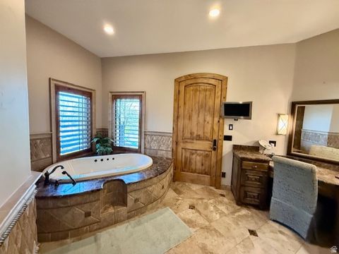 Tiny photo for 753 E SIERRA VIEW VW S, Mapleton, UT 84664 (MLS # 2145592)