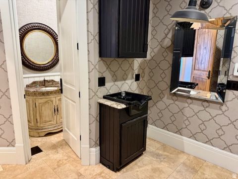 Tiny photo for 753 E SIERRA VIEW VW S, Mapleton, UT 84664 (MLS # 2145592)