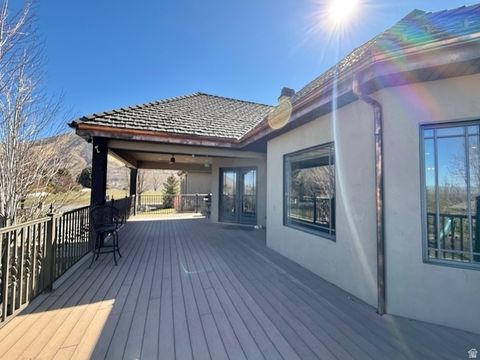 Tiny photo for 753 E SIERRA VIEW VW S, Mapleton, UT 84664 (MLS # 2145592)