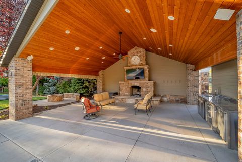 Tiny photo for 753 E SIERRA VIEW VW S, Mapleton, UT 84664 (MLS # 2145592)