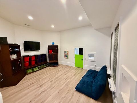 Tiny photo for 753 E SIERRA VIEW VW S, Mapleton, UT 84664 (MLS # 2145592)