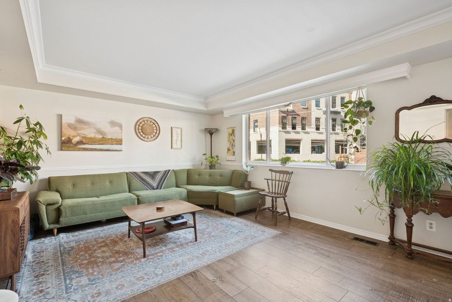 This meticulously maintained 1-bed, 3/4-bath middle-level condo offers updated comfort with vinyl flooring replacing the old carpet. The home shines inside and out, includes a carport, separate storage area, and has the option for Google Fiber! The community features a walkable courtyard, pool, sauna, fitness center, and community sundecks. You'll love being steps away from Harmon's, dining, and shopping in the heart of downtown Holladay. Perfect for first-time buyers, downsizers, or anyone wanting low-maintenance living in a prime location! A new fridge has recently been added along with repaired plumbing and has brand new heat and AC.