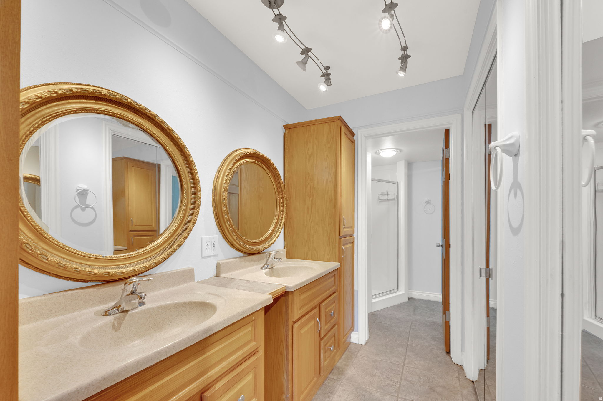 WATERBURY OP - Residential