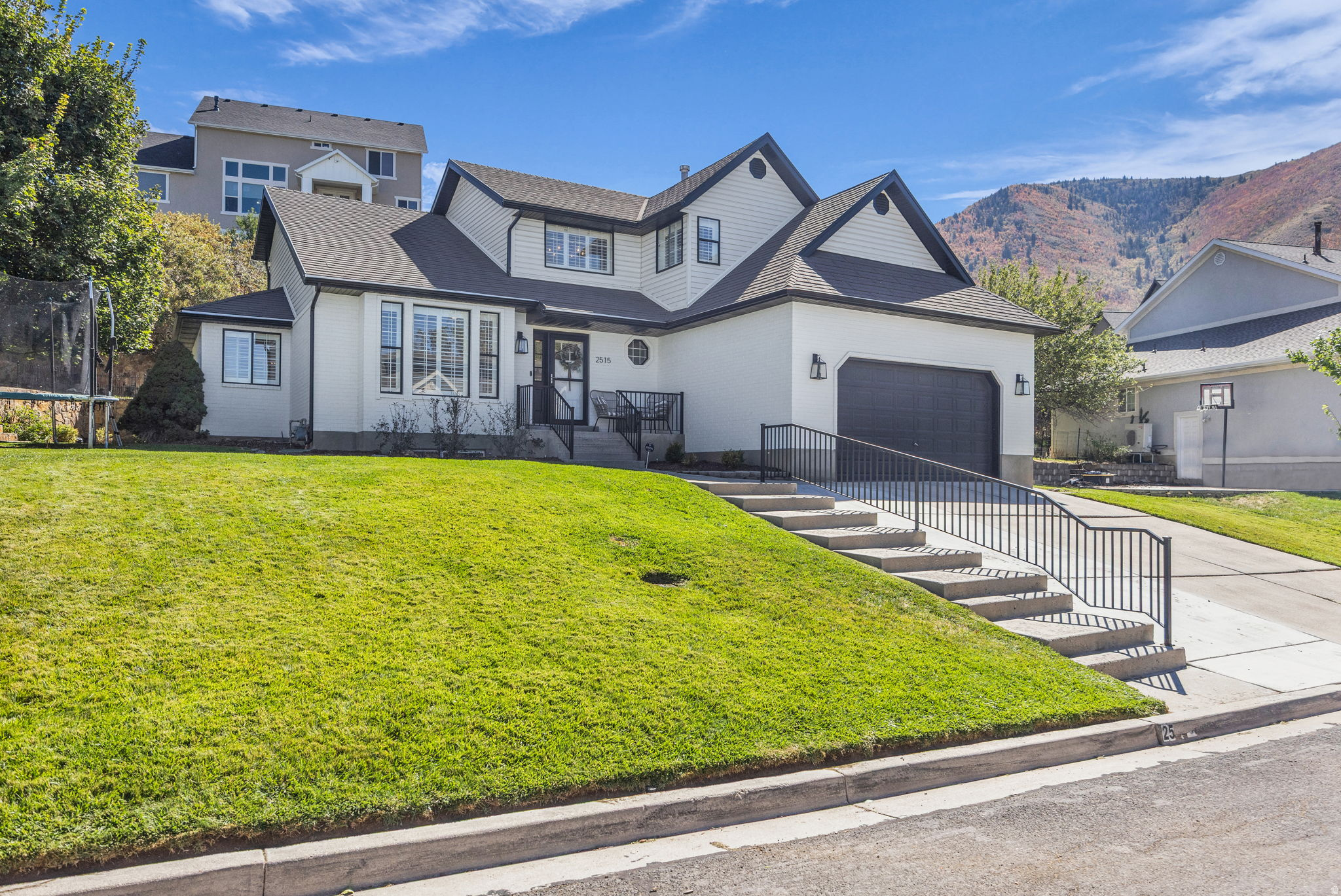 OAKRDIGE COVE - Residential