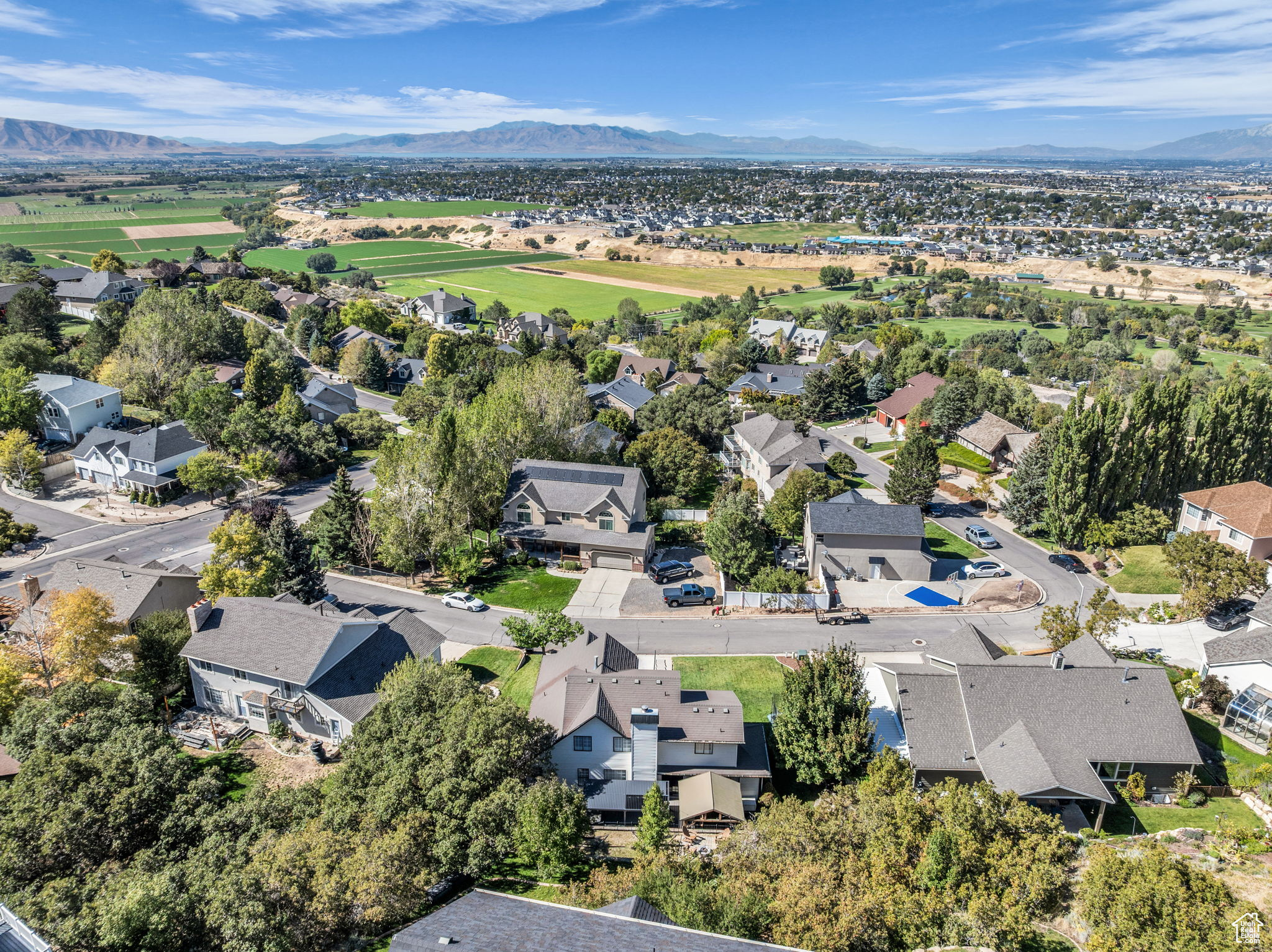 OAKRDIGE COVE - Residential