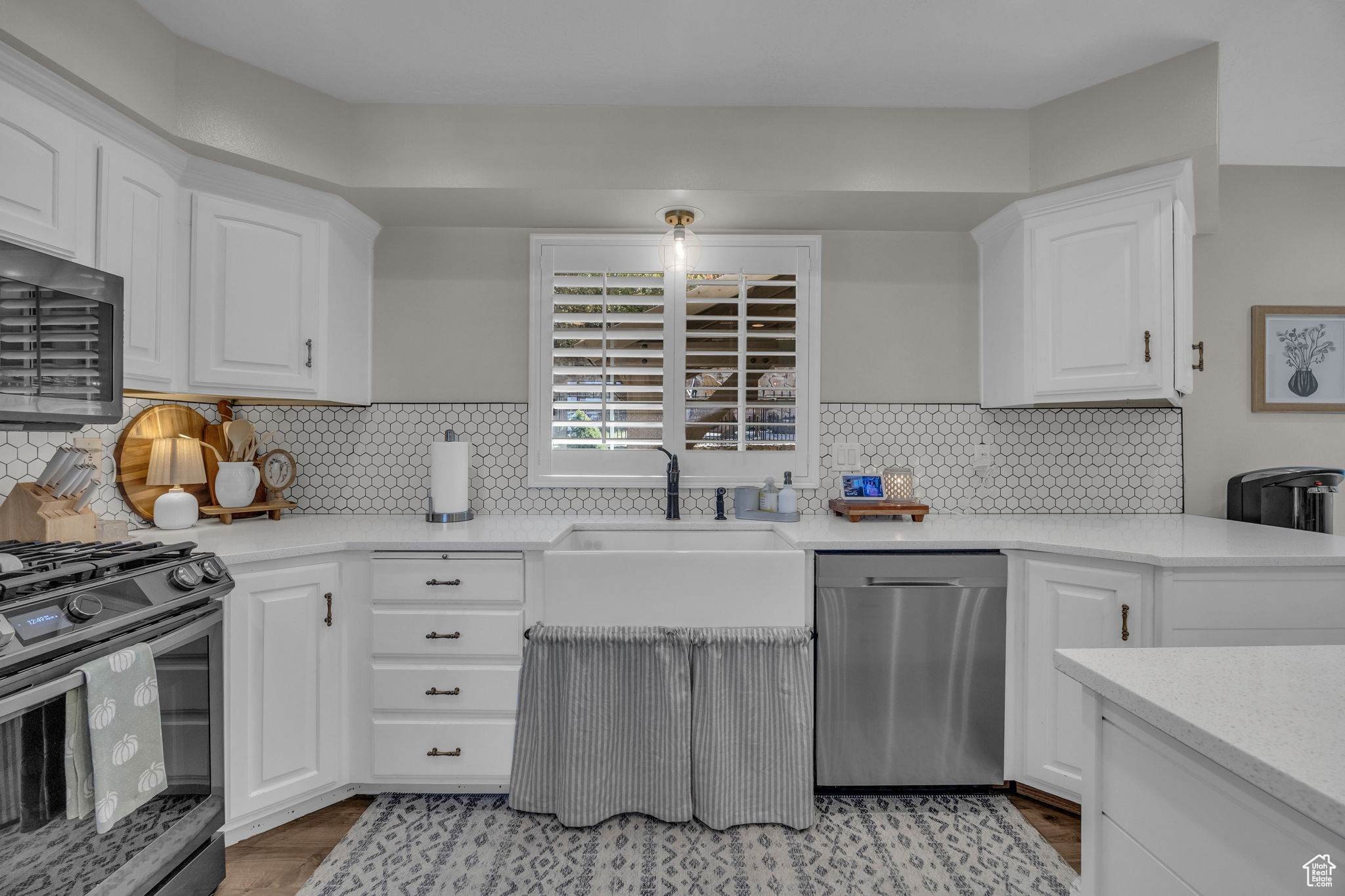 OAKRDIGE COVE - Residential