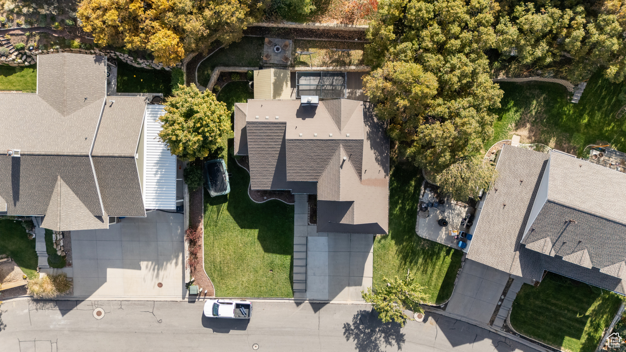 OAKRDIGE COVE - Residential