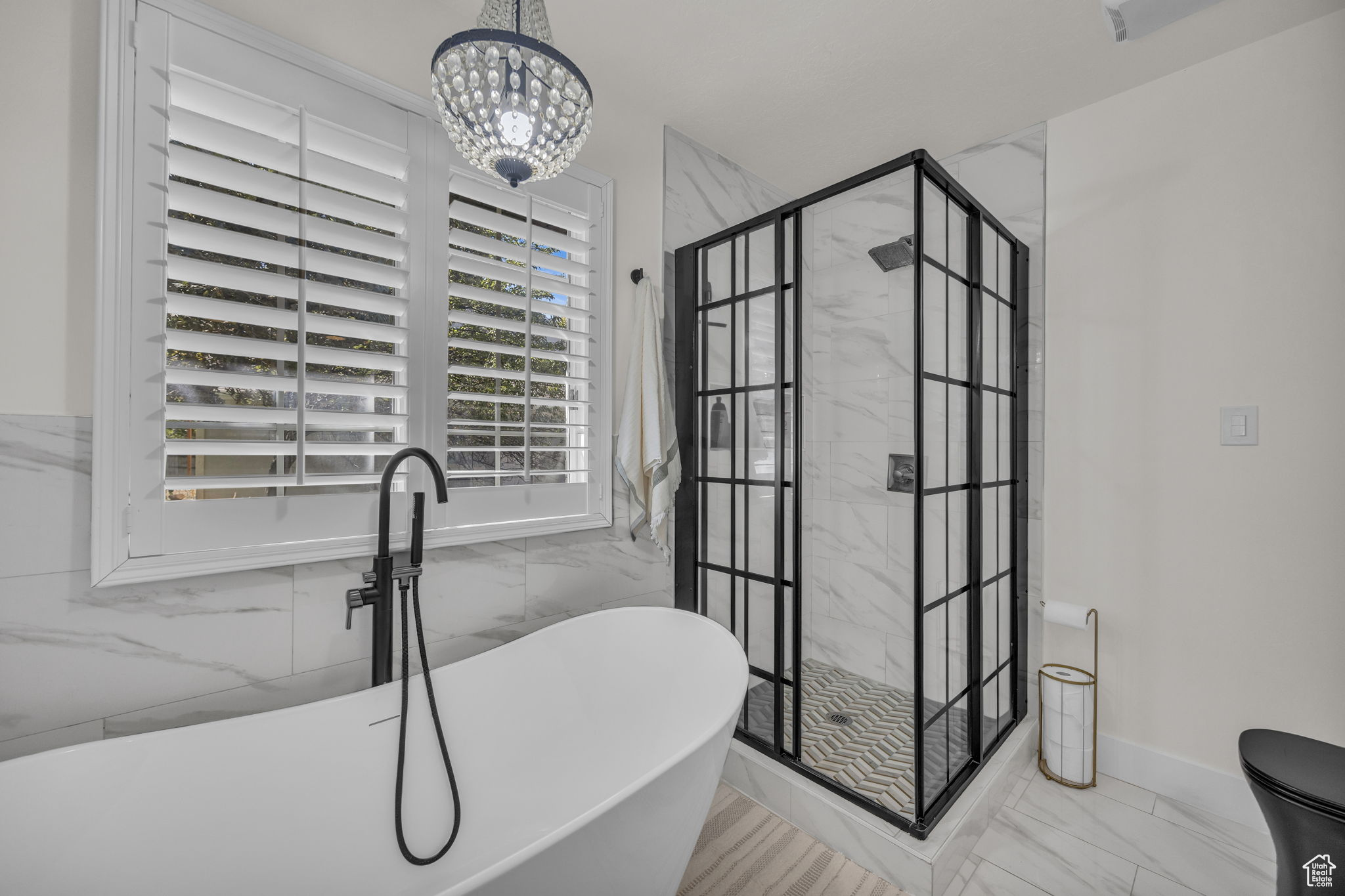 OAKRDIGE COVE - Residential