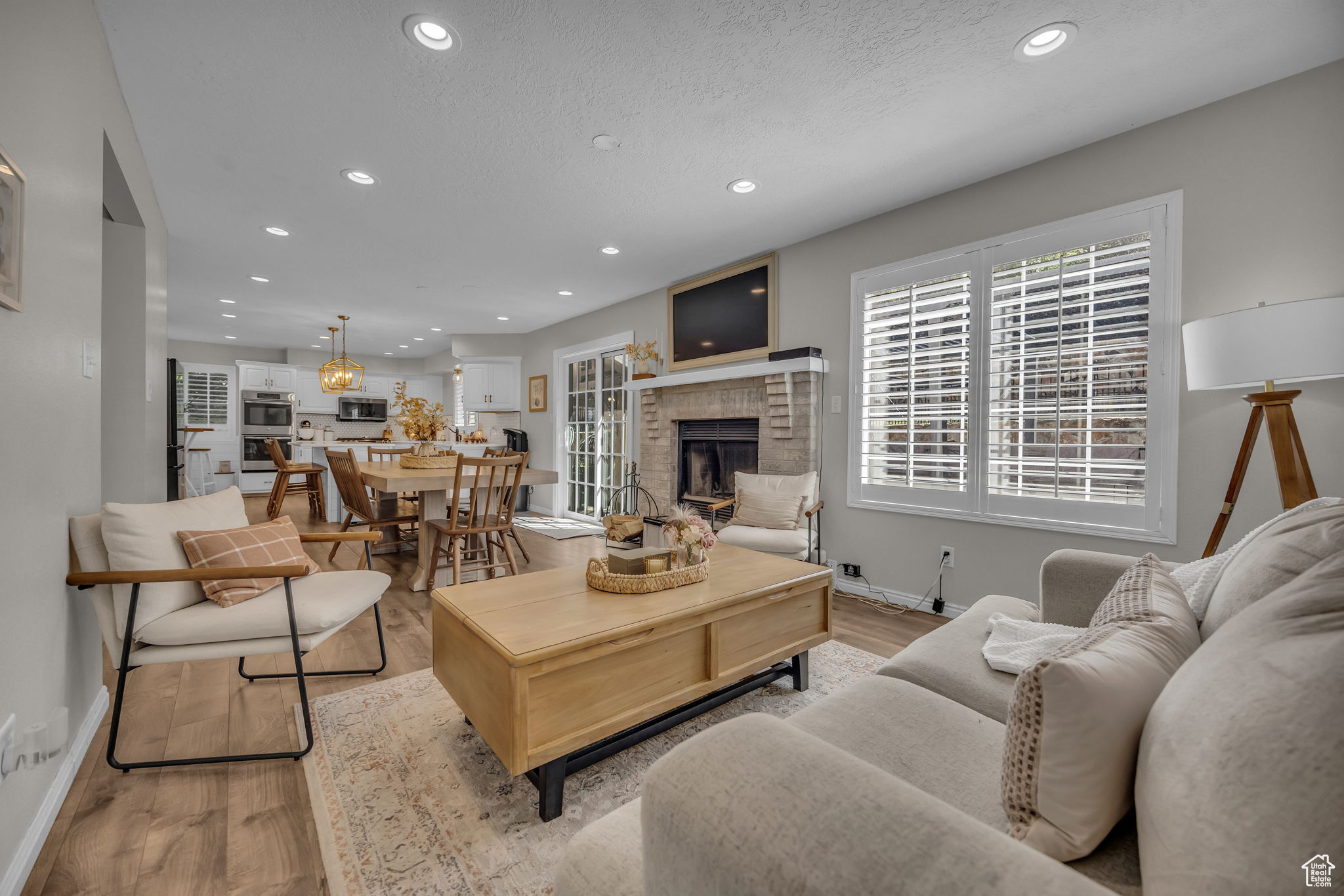 OAKRDIGE COVE - Residential