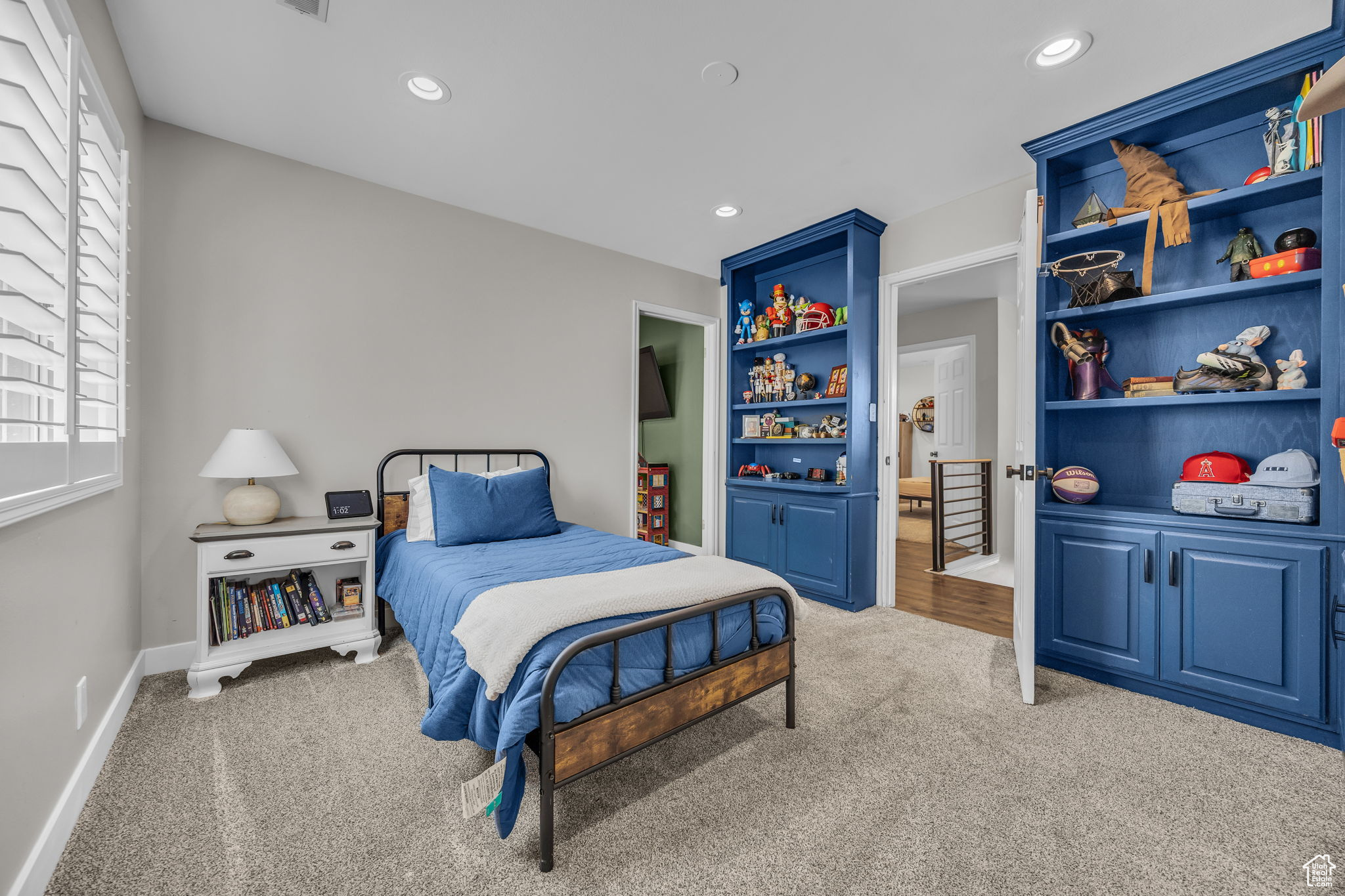 OAKRDIGE COVE - Residential