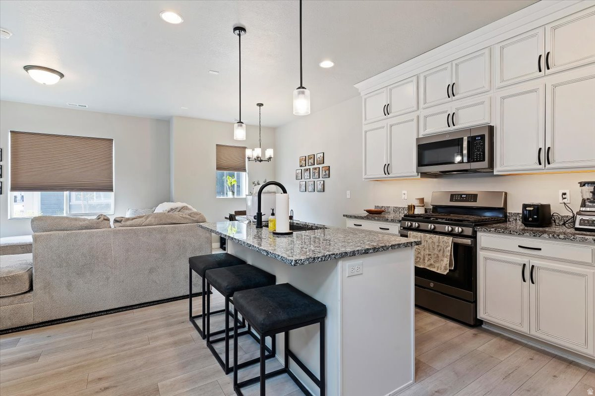 SALT POINT - Residential