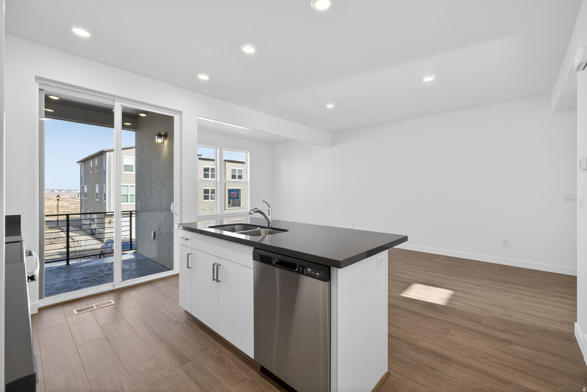 6811 W HEART ROCK LN 290