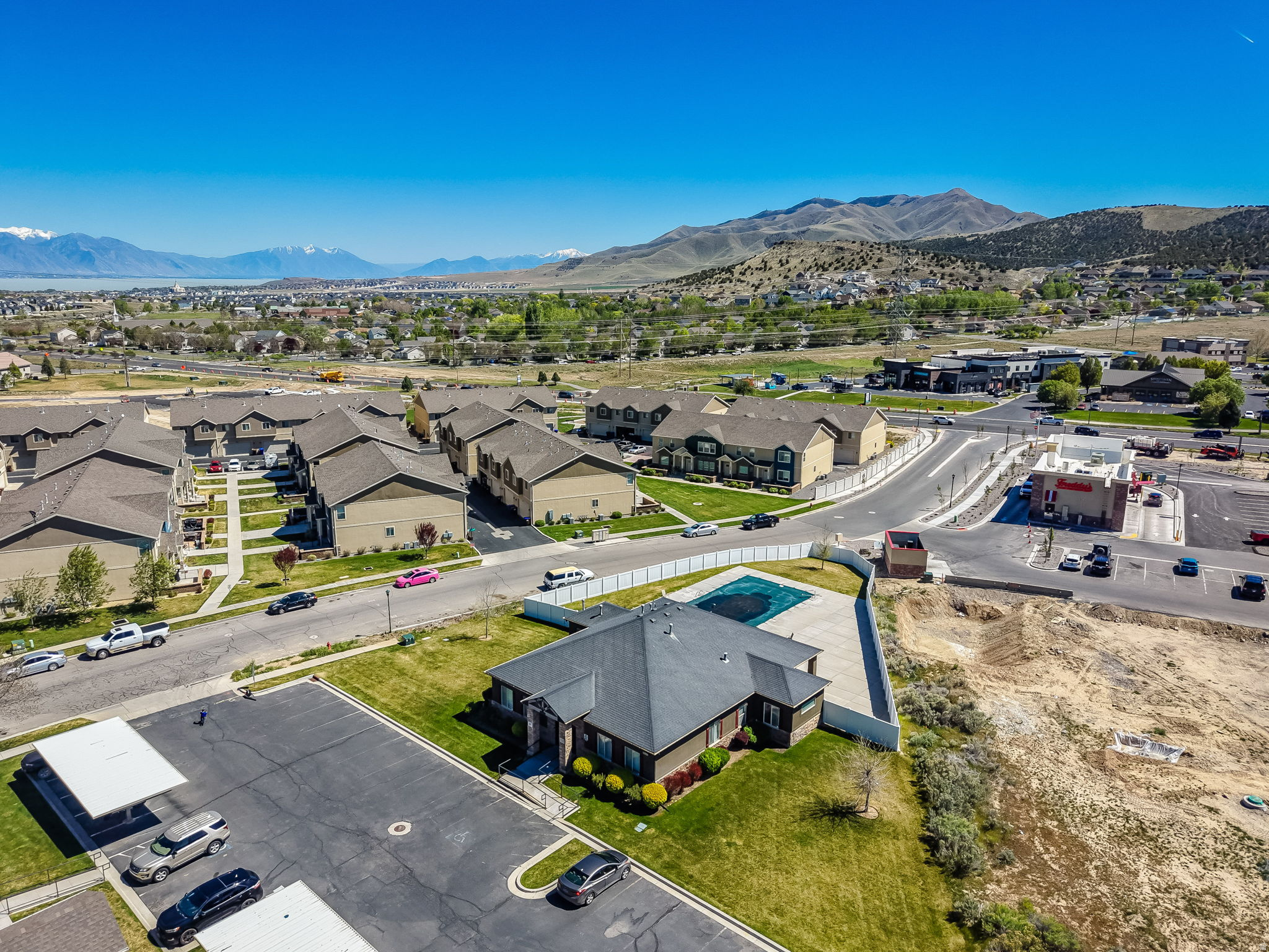 ROCK CREEK CONDO - Residential