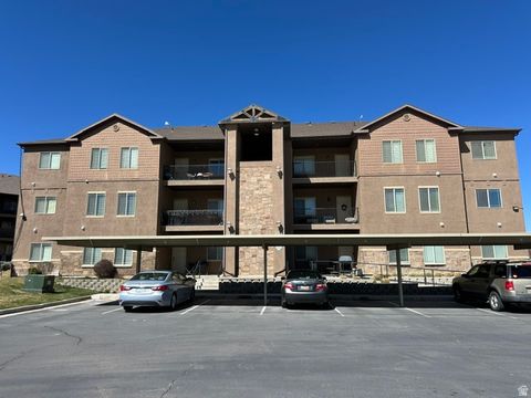Condo For Sale - 8215 N Clear Rock Rd #12<br/> Eagle Mountain, UT 84005
