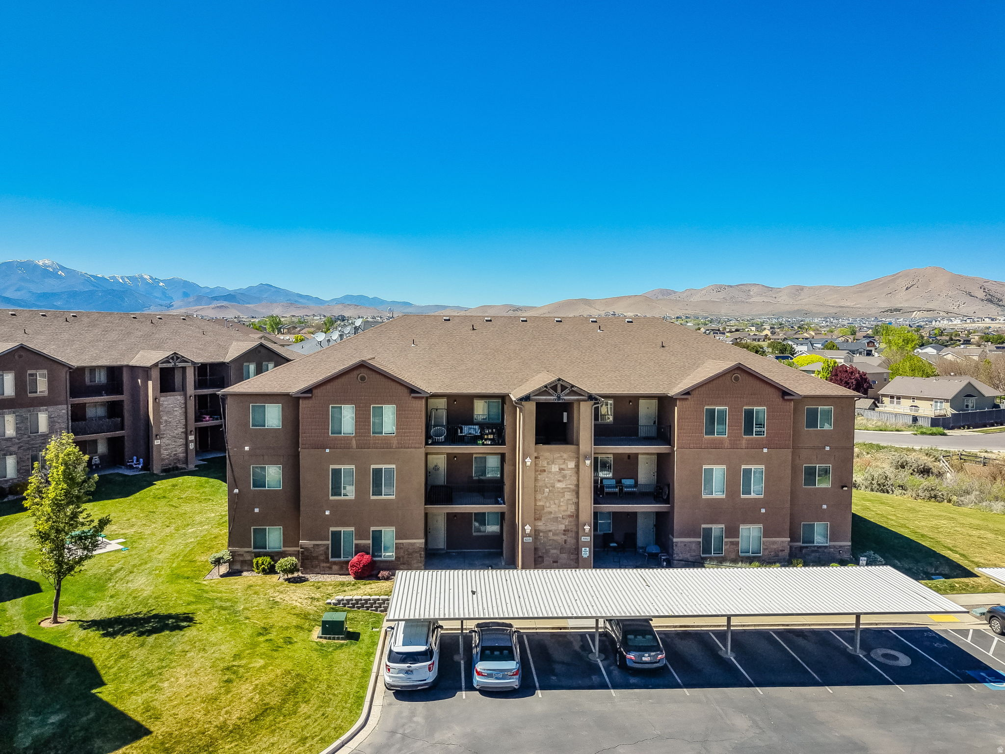ROCK CREEK CONDO - Residential