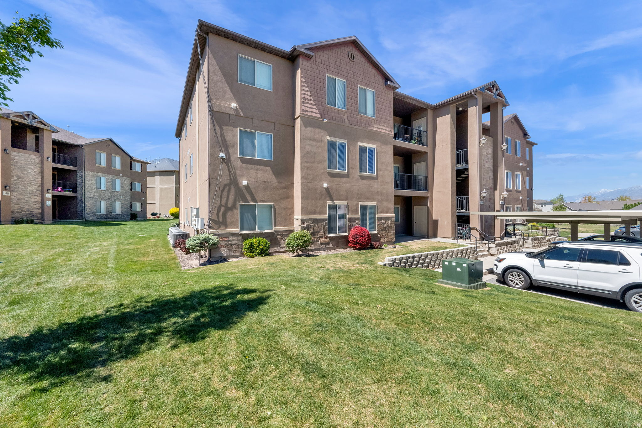 ROCK CREEK CONDO - Residential