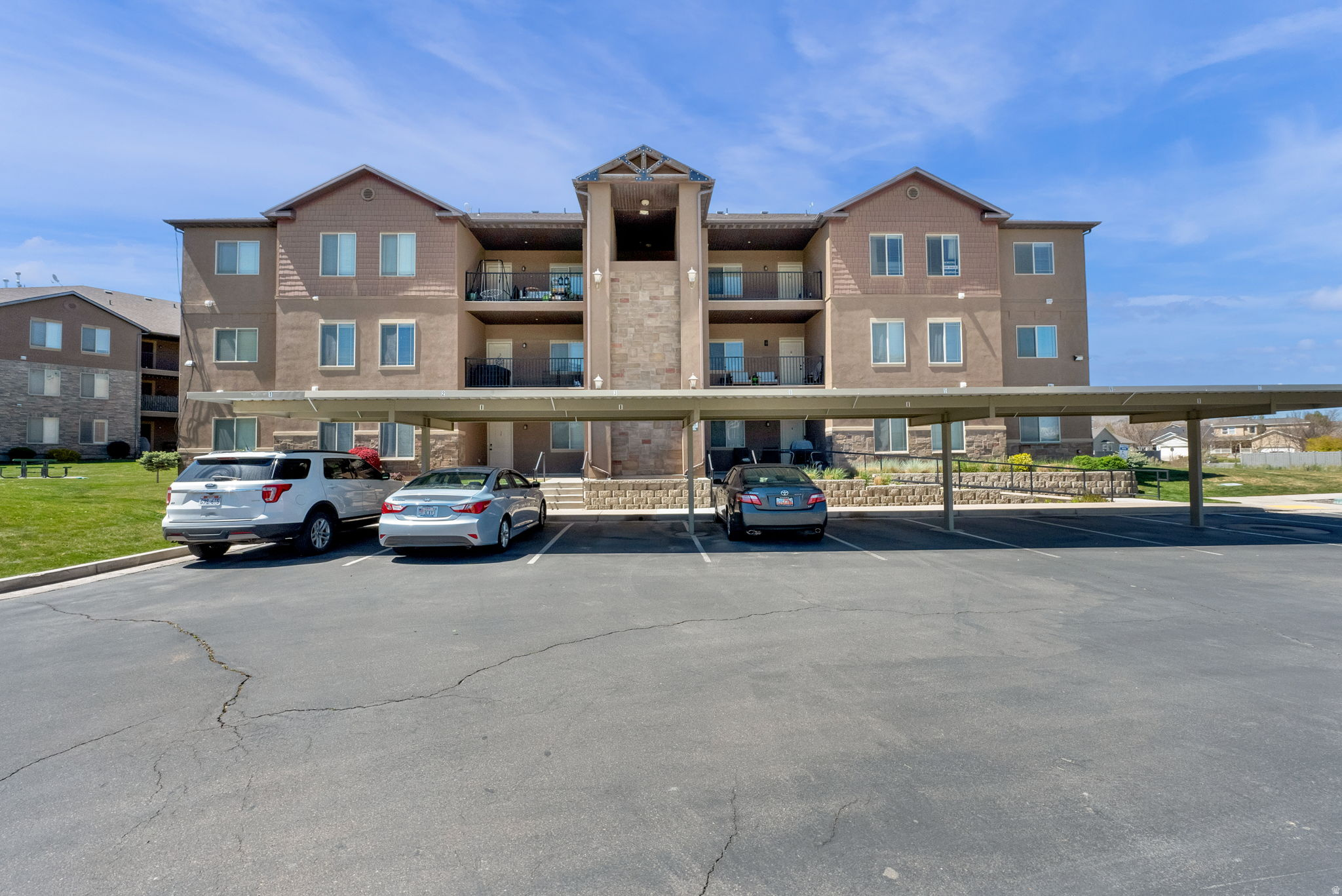 ROCK CREEK CONDO - Residential