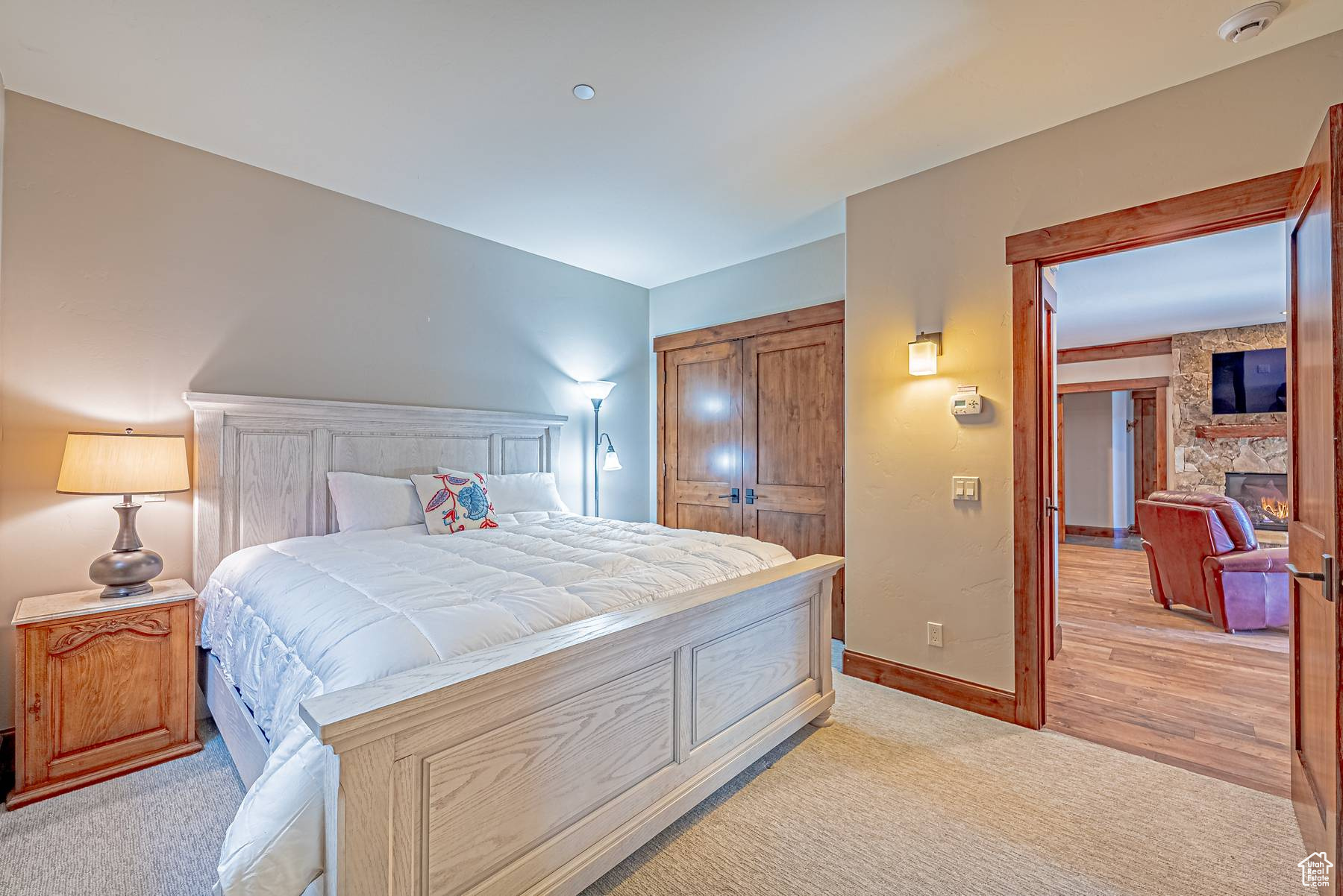 ROYAL OAKS - Residential