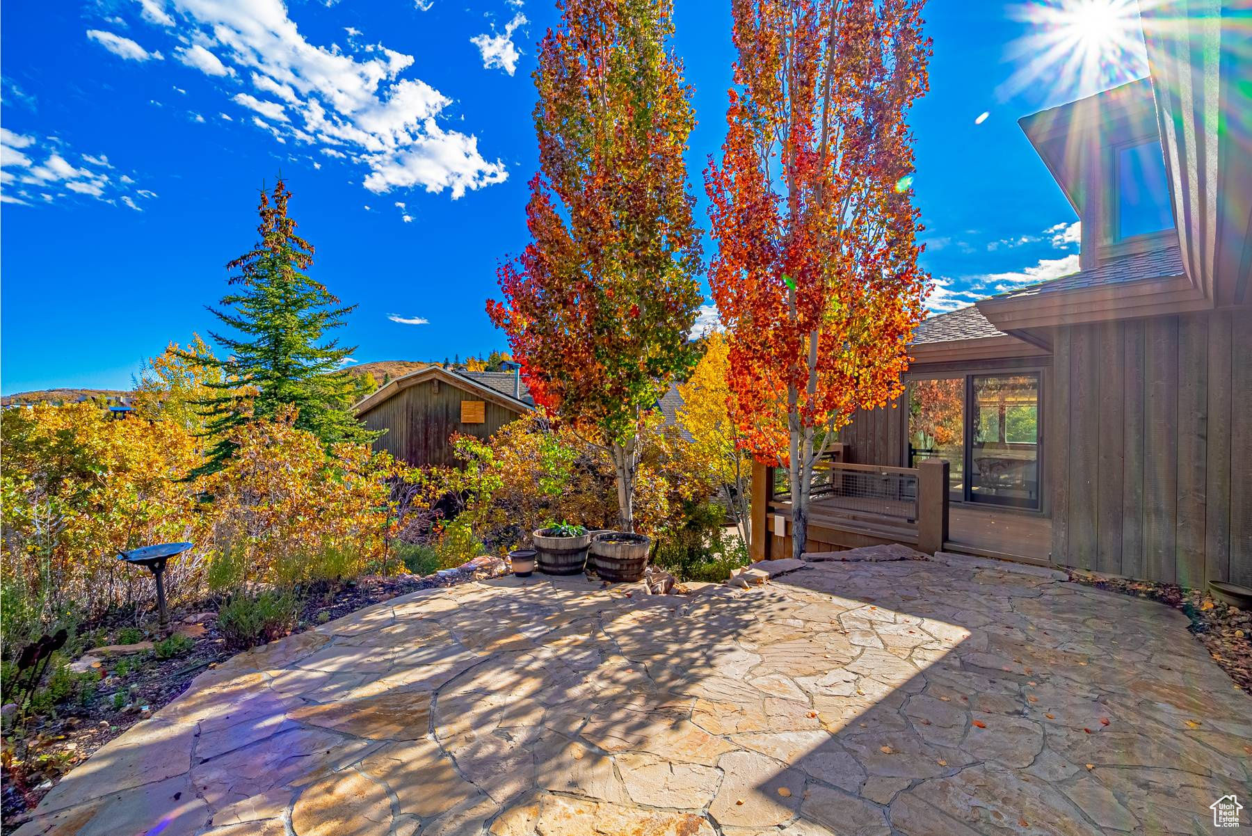 ROYAL OAKS - Residential