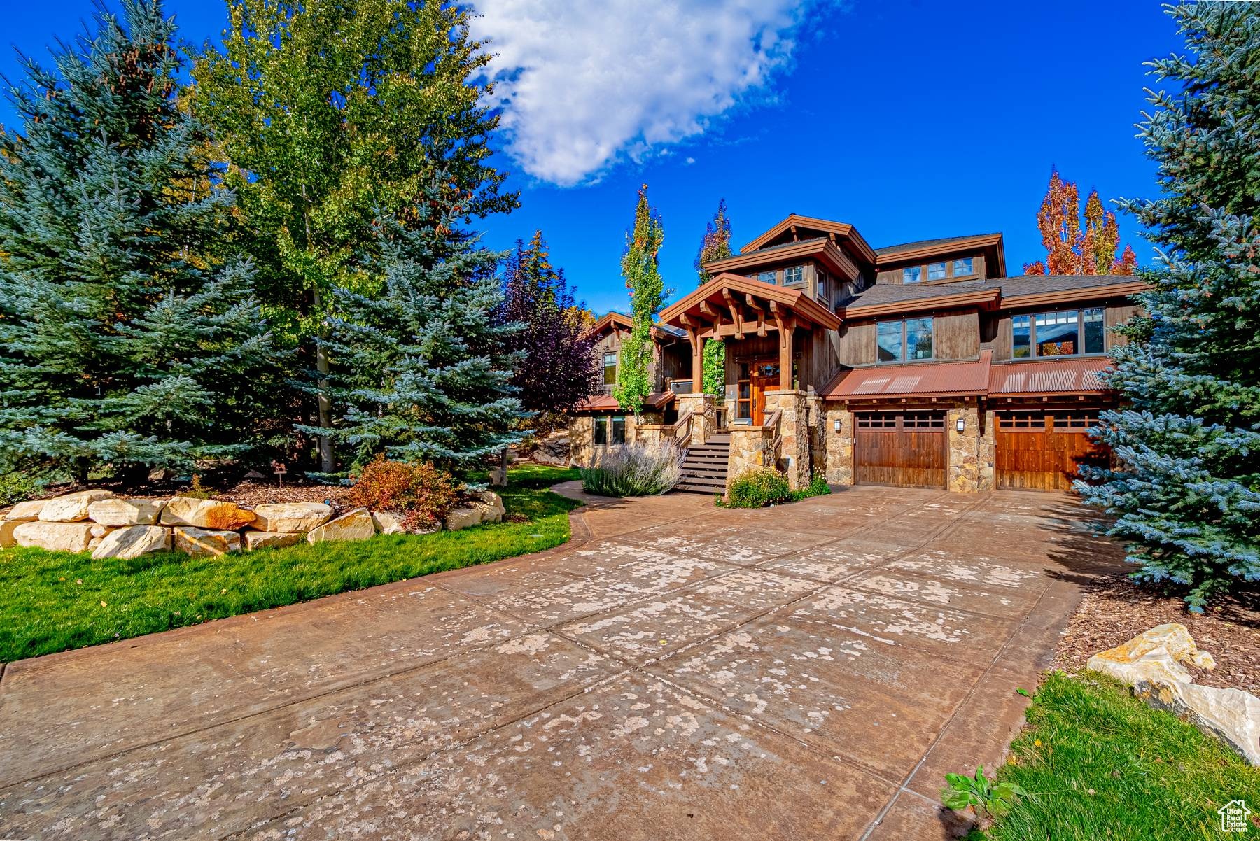 ROYAL OAKS - Residential