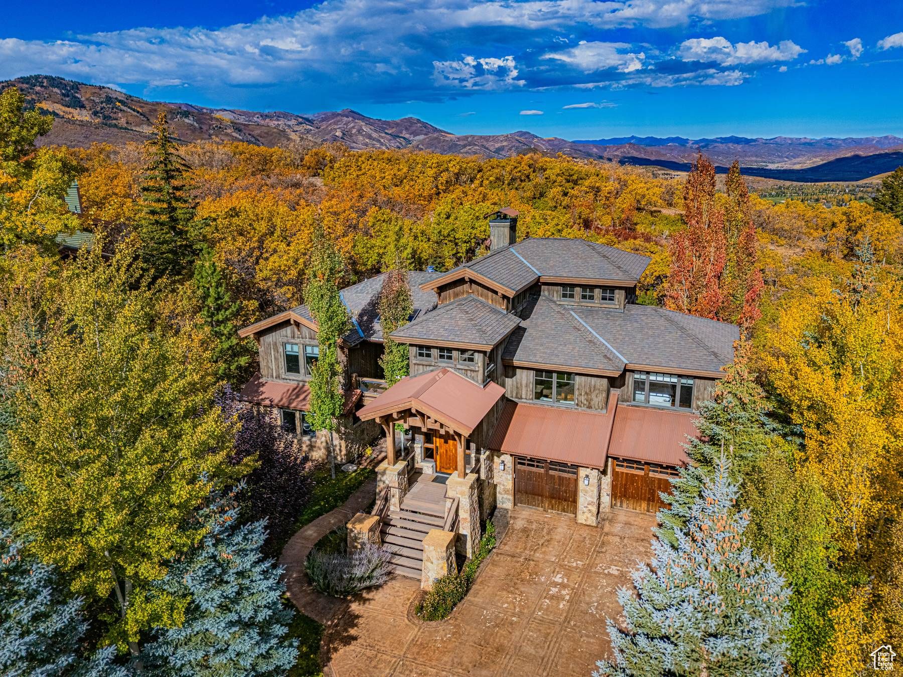 ROYAL OAKS - Residential