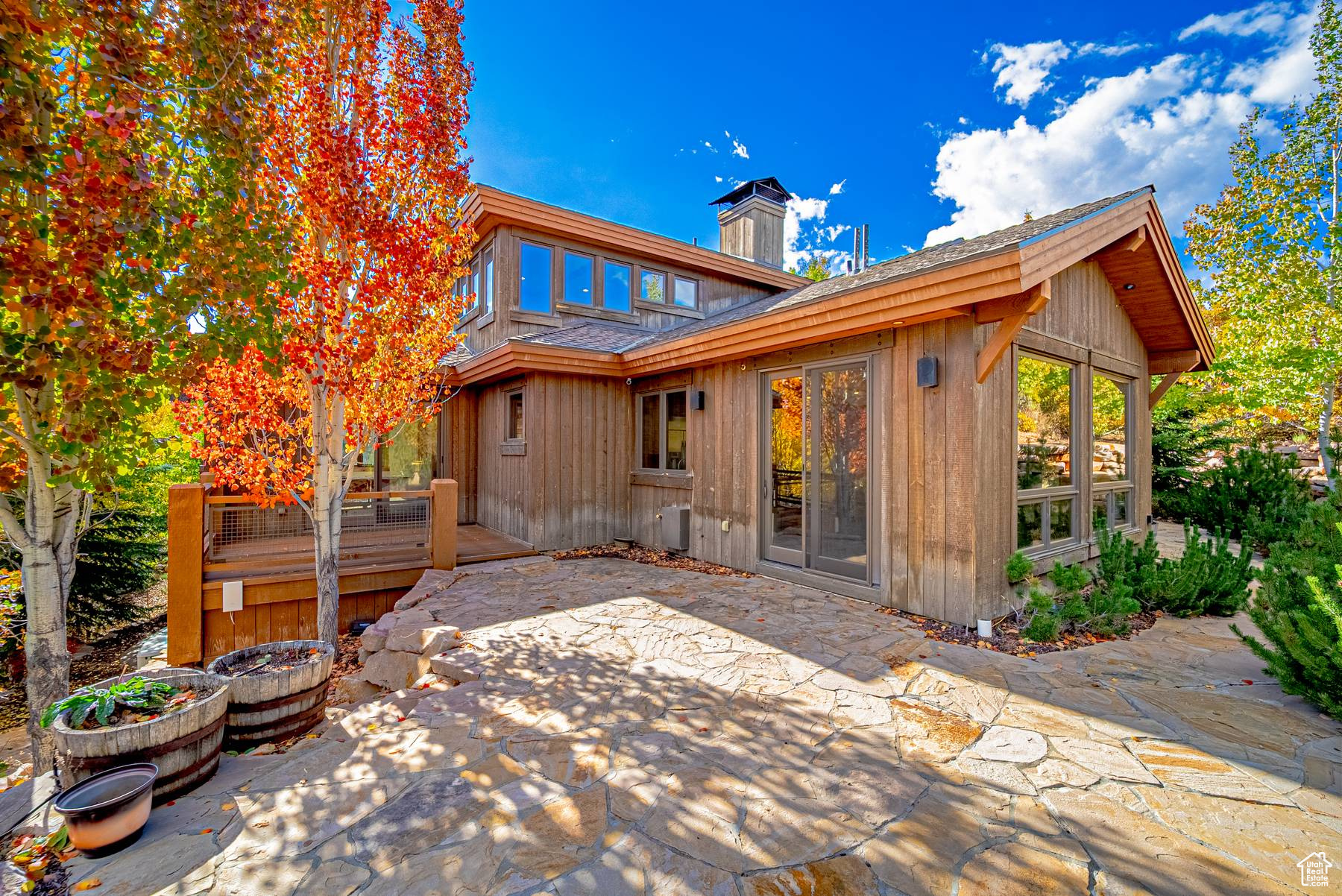 ROYAL OAKS - Residential