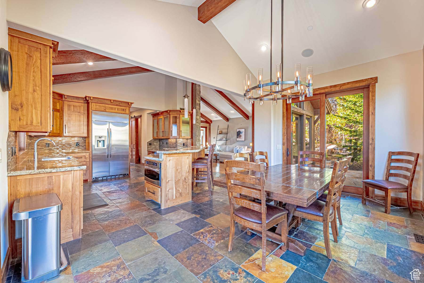 ROYAL OAKS - Residential