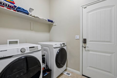Tiny photo for 1317 W 2340 N, Clinton, UT 84015 (MLS # 2179625)