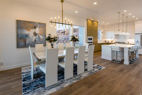 Tiny photo for 2166 N DOUBLE EAGLE LN, Washington, UT 84780 (MLS # 2136617)