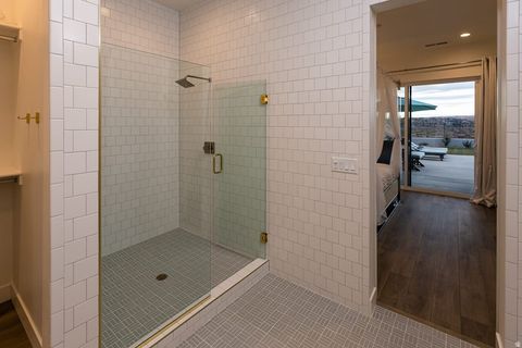 Tiny photo for 2166 N DOUBLE EAGLE LN, Washington, UT 84780 (MLS # 2136617)