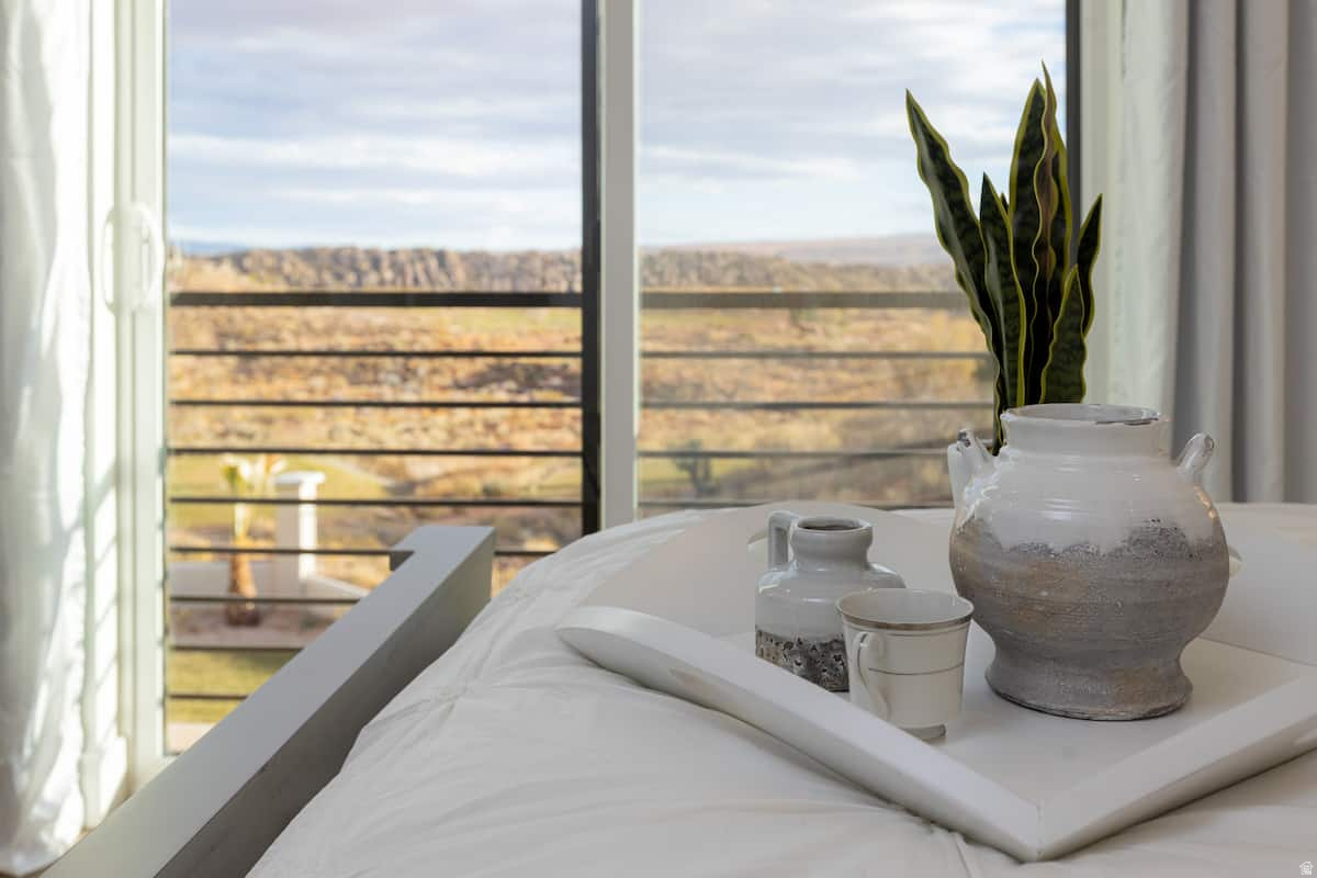 EIGHTH AT CORAL CANYON AMD - Residential