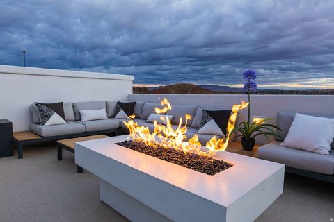 Tiny photo for 2166 N DOUBLE EAGLE LN, Washington, UT 84780 (MLS # 2136617)