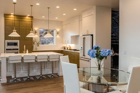 Tiny photo for 2166 N DOUBLE EAGLE LN, Washington, UT 84780 (MLS # 2136617)