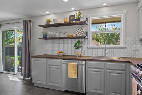 Tiny photo for 435 N 800 E, American Fork, UT 84003 (MLS # 2118621)