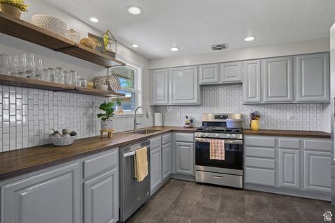 Tiny photo for 435 N 800 E, American Fork, UT 84003 (MLS # 2118621)