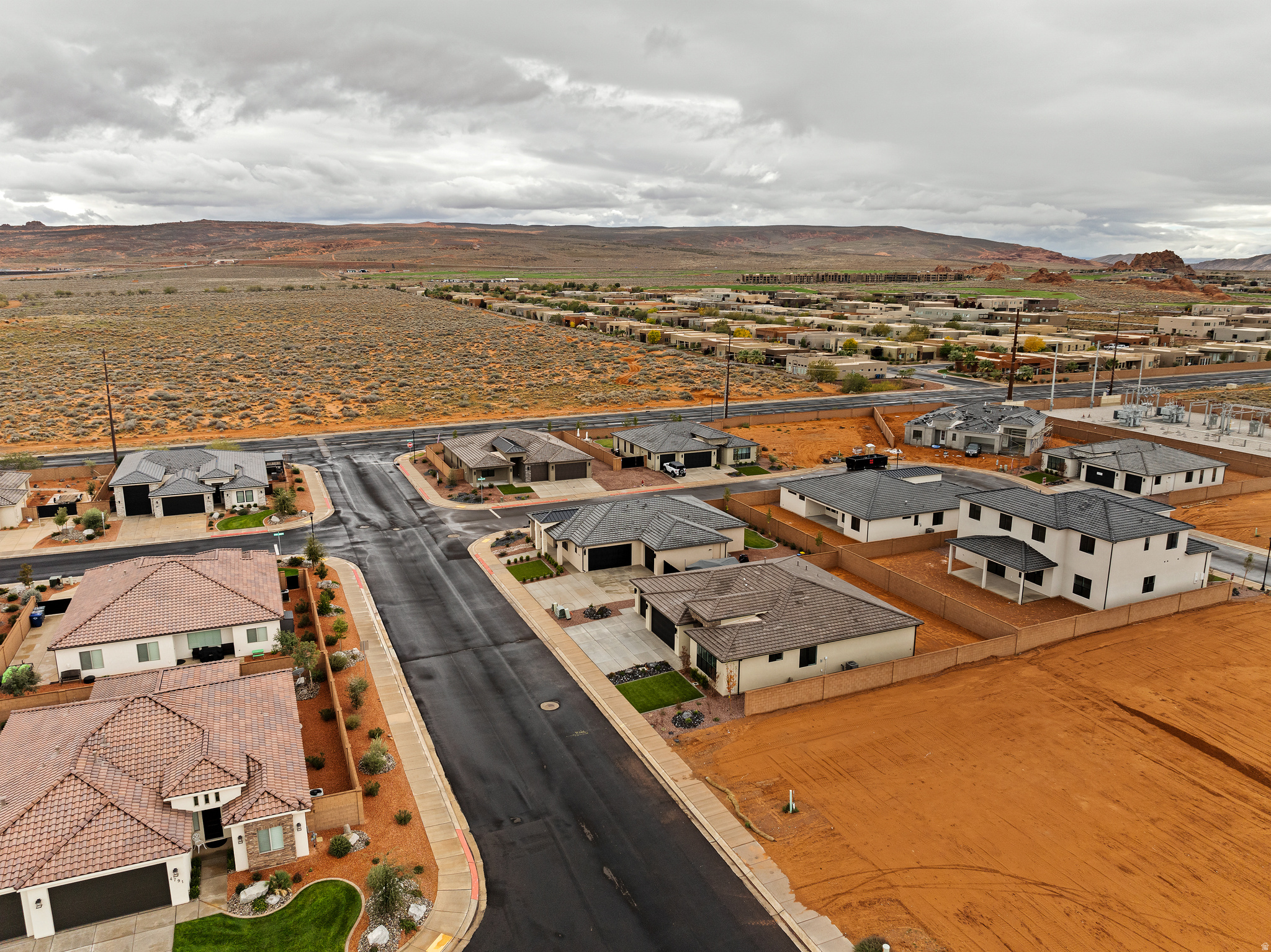 SAND POINT - Residential