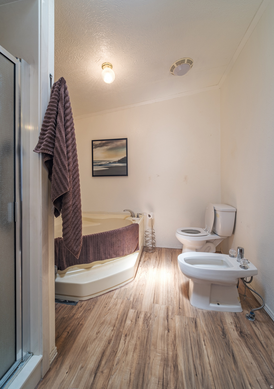 ROAD TAYLOR - Residential