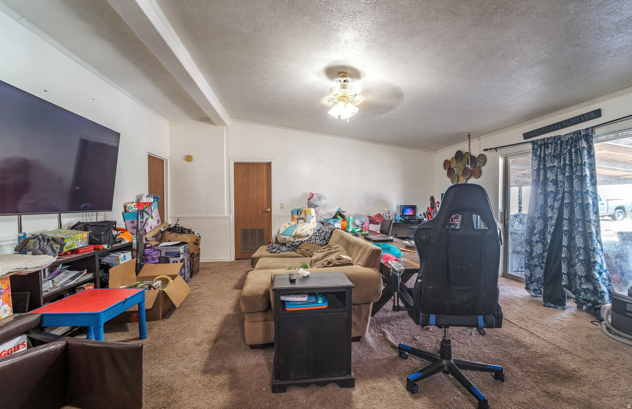 ROAD TAYLOR - Residential