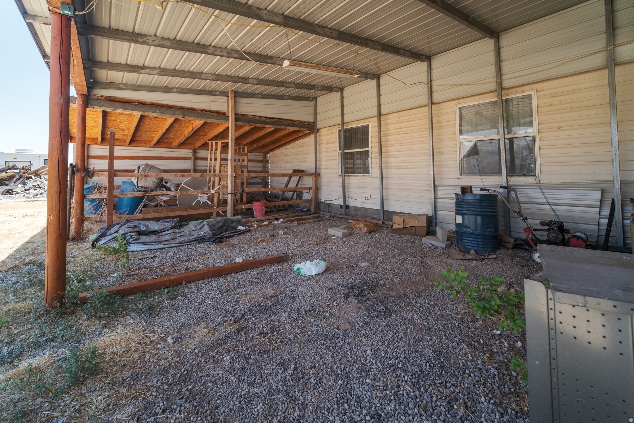 ROAD TAYLOR - Residential