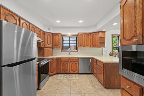 Tiny photo for 3068 N CIRCLE WAY E, Ogden, UT 84403 (MLS # 2180371)