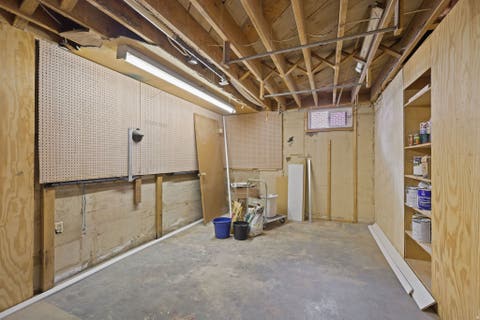 Tiny photo for 3068 N CIRCLE WAY E, Ogden, UT 84403 (MLS # 2180371)