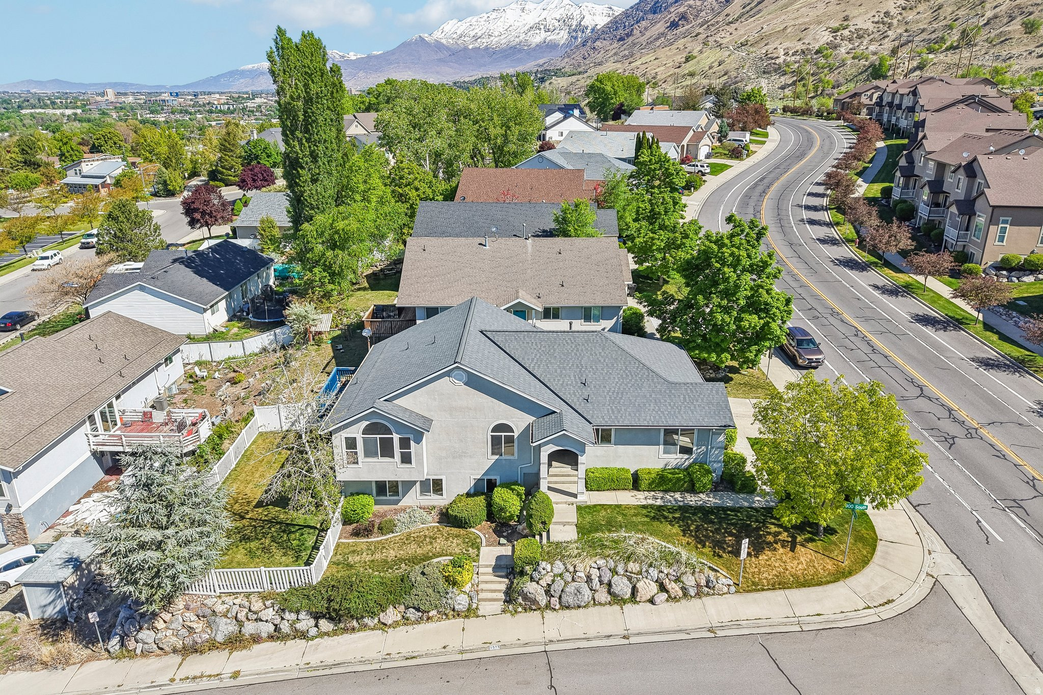 RIDGE - Residential