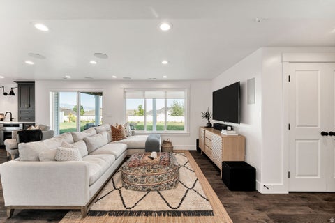 Tiny photo for 247 S 980 E, Smithfield, UT 84335 (MLS # 2173422)